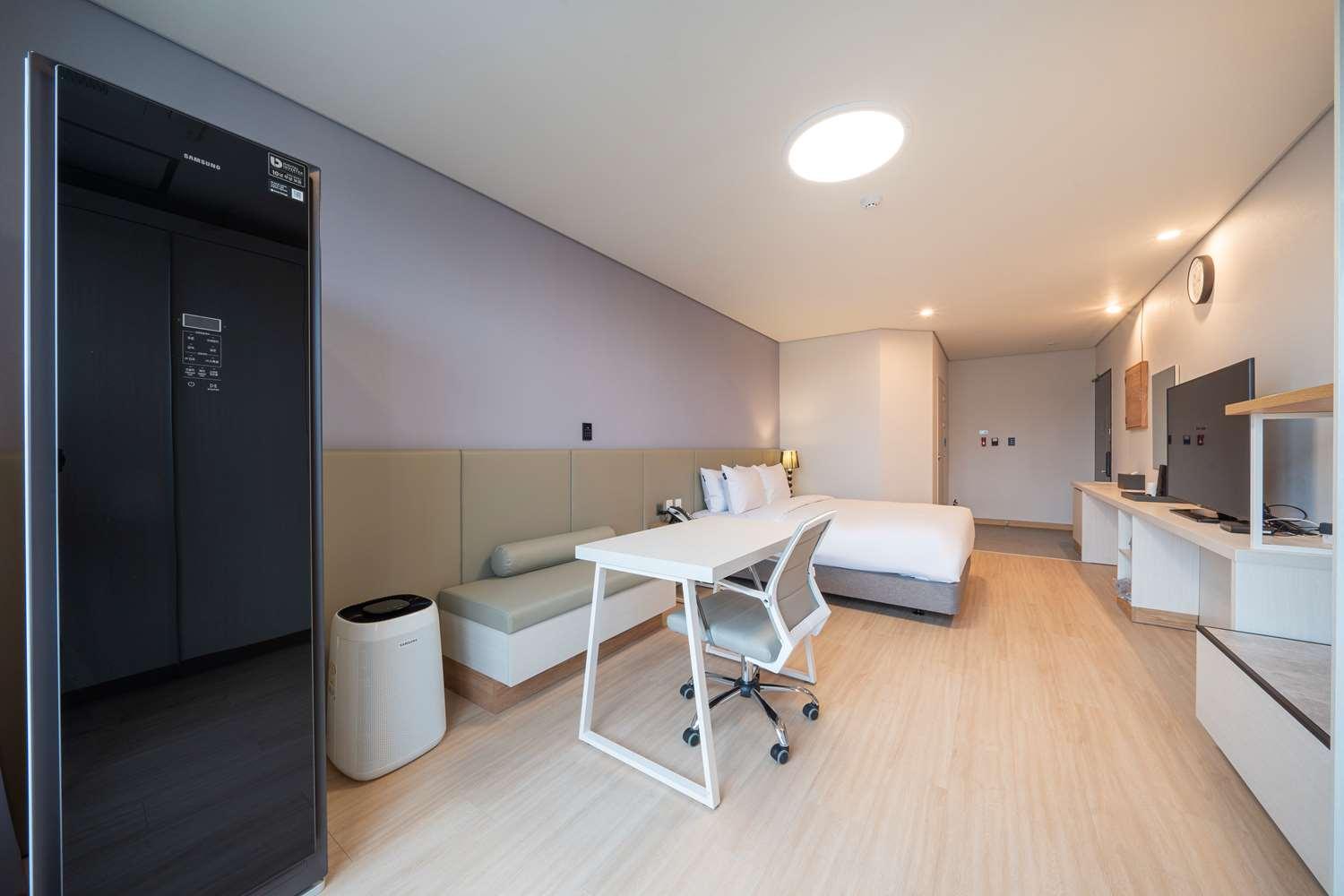 Surestay Plus Hotel By Best Western Asan Exterior photo