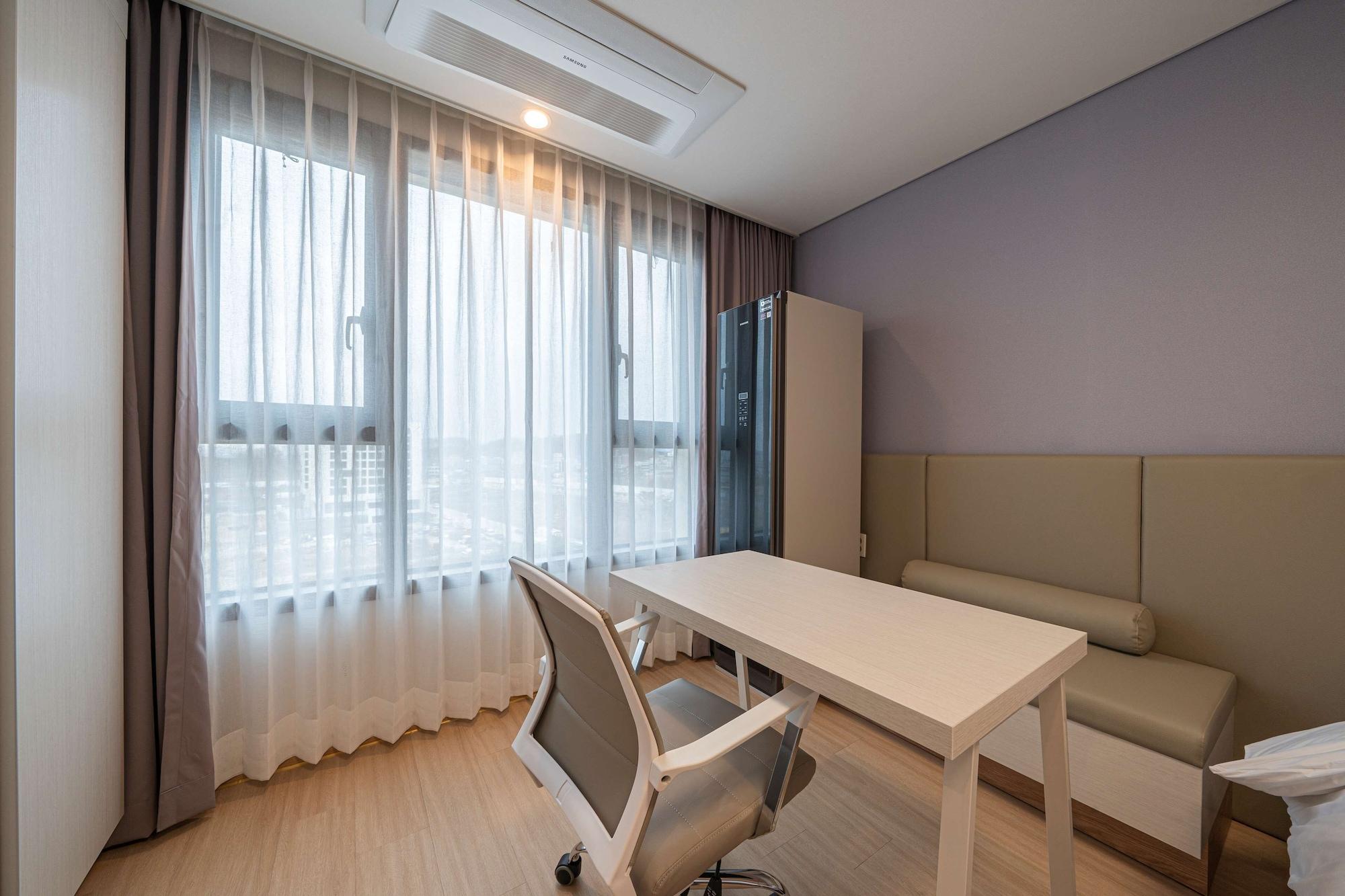 Surestay Plus Hotel By Best Western Asan Exterior photo