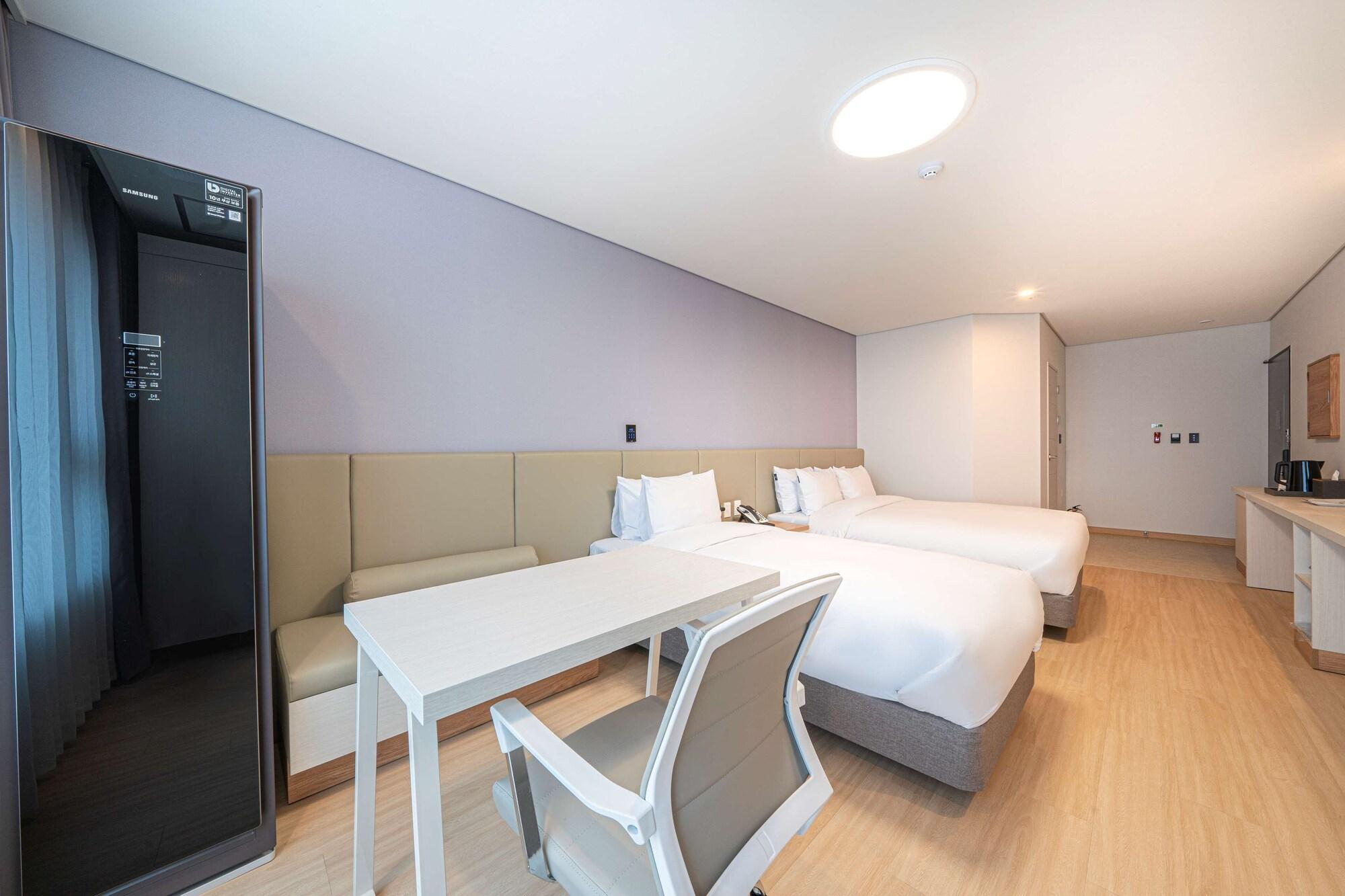 Surestay Plus Hotel By Best Western Asan Exterior photo