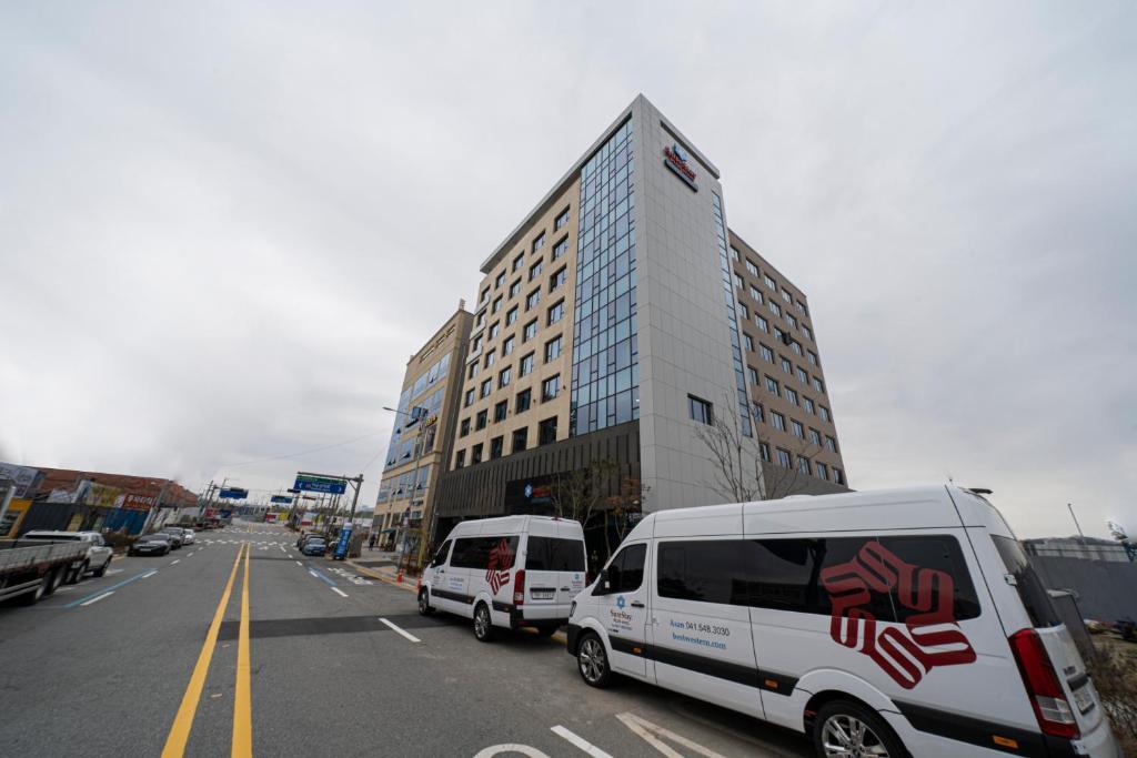 Surestay Plus Hotel By Best Western Asan Exterior photo