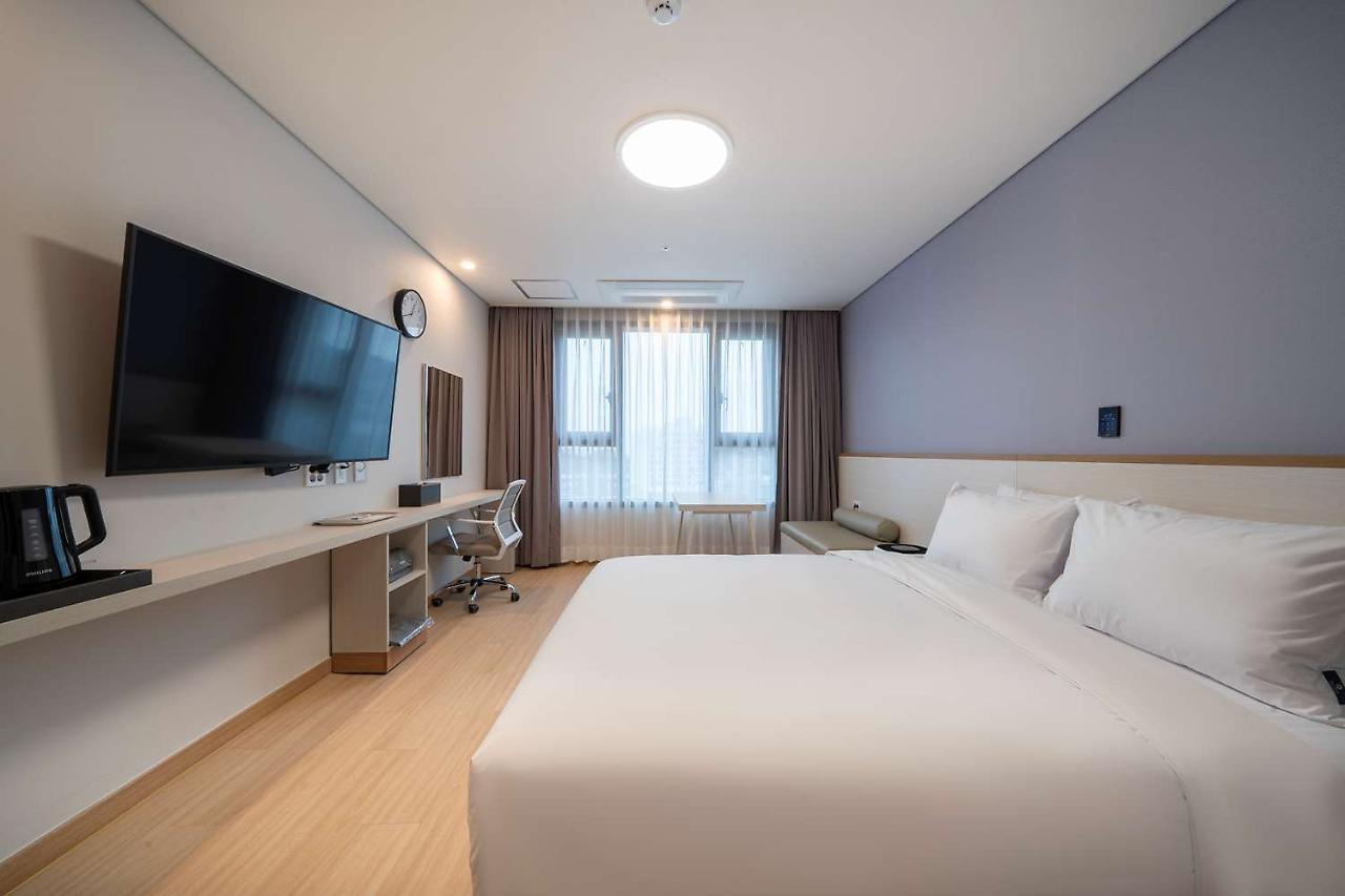 Surestay Plus Hotel By Best Western Asan Exterior photo